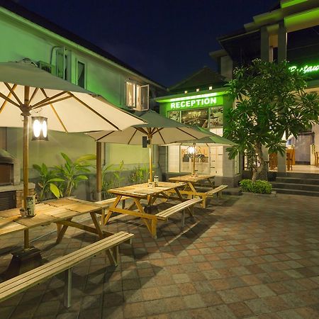 Kubal Bed And Living Hotel Seminyak  Ngoại thất bức ảnh