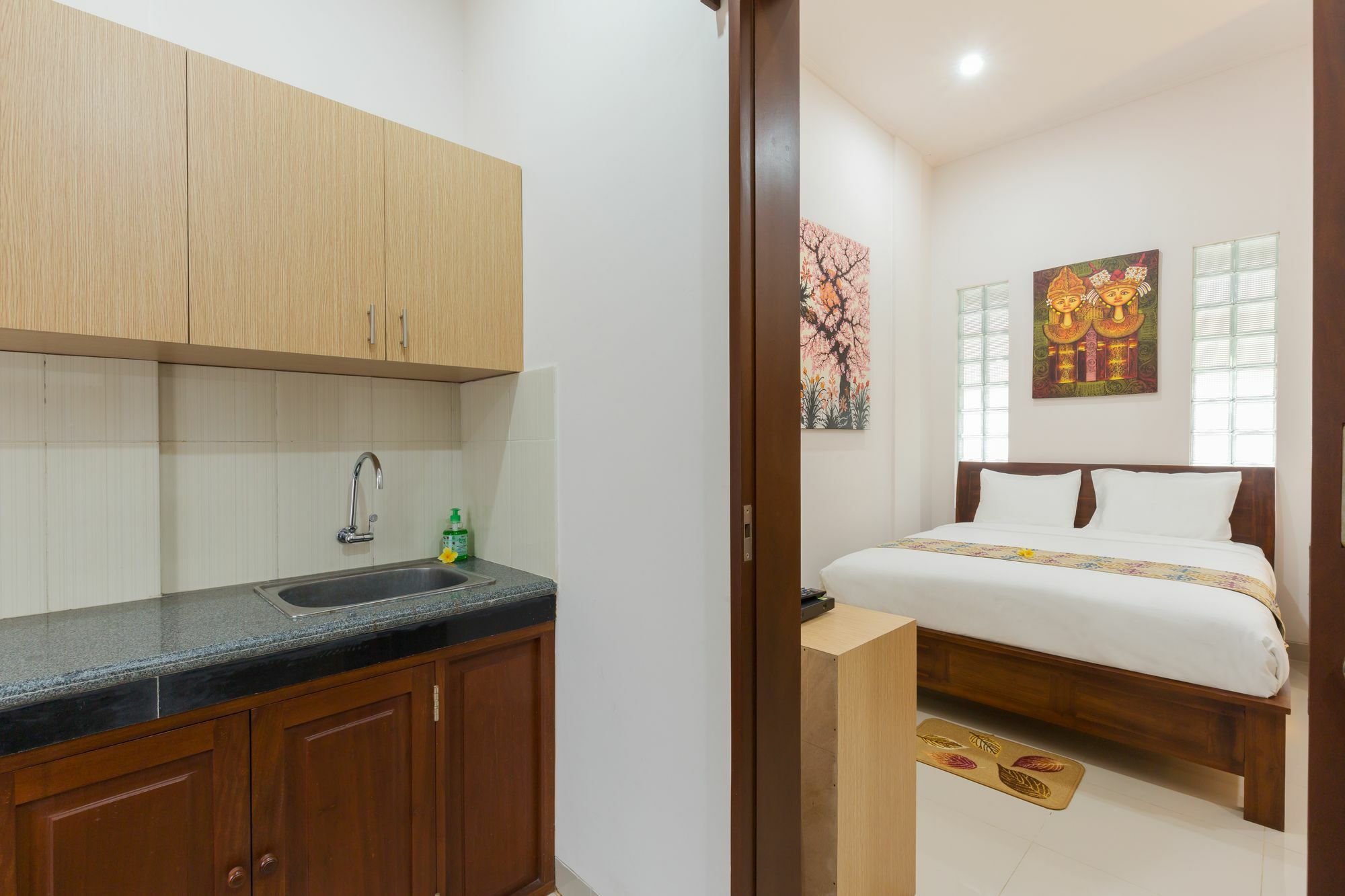 Kubal Bed And Living Hotel Seminyak  Ngoại thất bức ảnh