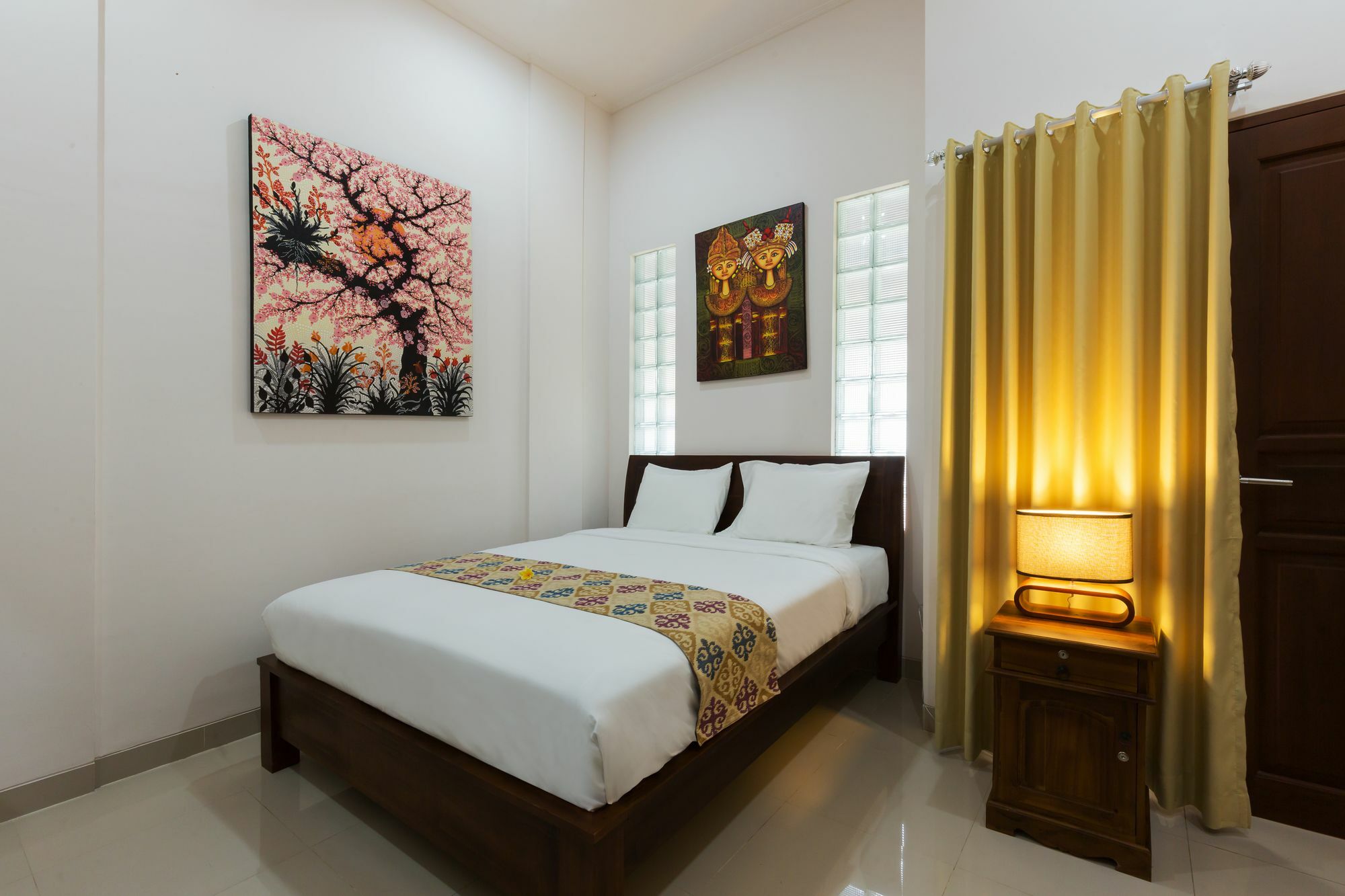 Kubal Bed And Living Hotel Seminyak  Ngoại thất bức ảnh